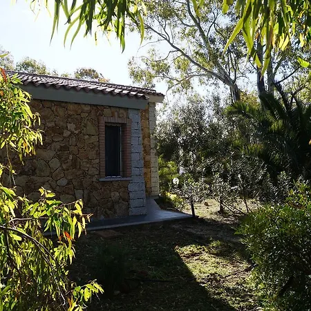 Casa Su Catreathu * أروسييْ